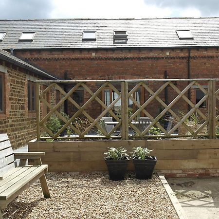 Handley Barn Silverstone Ngoại thất bức ảnh